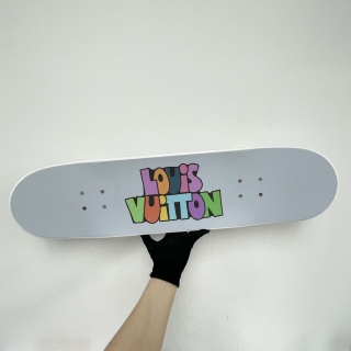 LOUIS VUITTON SKATEBOARD GI0884 COMICS DECK