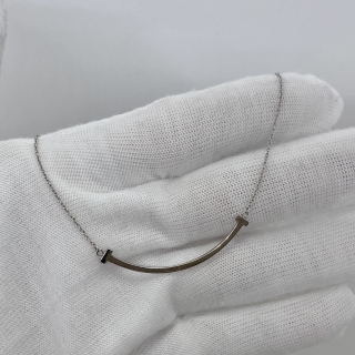 TIFFANY FINE JEWELRY NECKLACE T SMILE SMALL WG750 3.0G