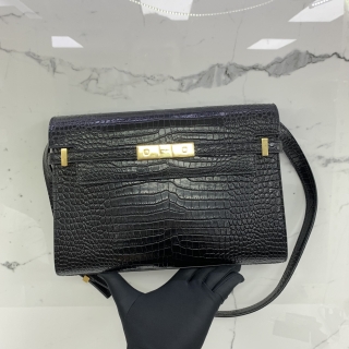 YSL BAG MANHATTAN 579271  SHOULDER EMBOSSED CROCO BLACK