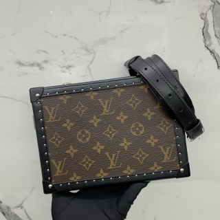 LOUIS VUITTON BAG MONOGRAM M20252 MACASSAR CLUTCH BOX