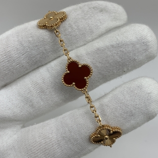 VAN CLEEF & ARPELS FINE JEWELRY BRACELET 5 MOTIFS GUILLOCHE CARNELIAN 13.37G 2021 FULLSET JC063208