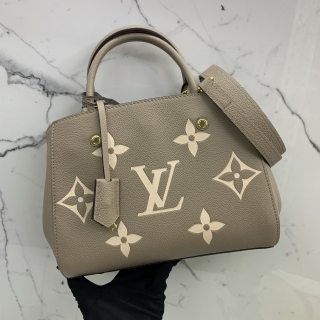 LOUIS VUITTON BAG EMPREINTE MONTAIGNE BB