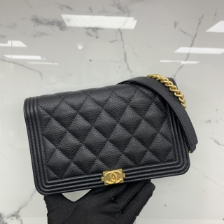 CHANEL SLG CAVIAR SKIN BOY WALLET ON CHAIN BLACK GHW
