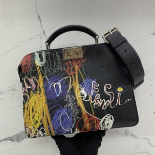 FENDI BAG PEEKABOO ISEEU 7VA530 W/POUCH