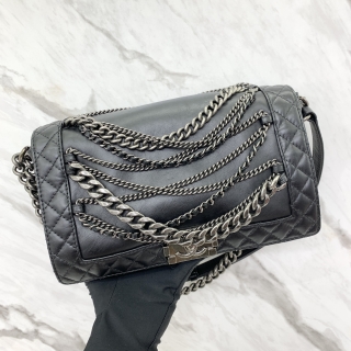 CHANEL BAG BOY LAMBSKIN MEDIUM 28CM ENCHAINED NO.18 W/CARD 18943213