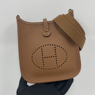 HERMES BAG EVELYNE 16 MINI TPM AMAZONE TAURILLON CLEMENCE GHW GOLD, K STAMP