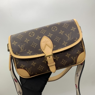 LOUIS VUITTON BAG MONOGRAM M45985 DIANE 2WAY RFID