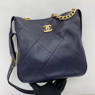 CHANEL BAG CALF AS2845 CHAIN SHOULDER HOBO GHW NAVY MICROCHIPPED/RFID G0HJHHLE