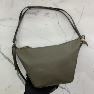 LOEWE BAG HAMMOCK HOBO KHAKI MINI