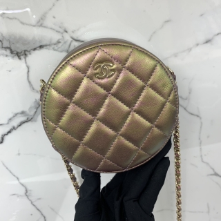 CHANEL BAG MATELASSE LAMBSKIN ROUND CHAIN SHOULDER IRRIDESCENT PURPLE NO.30 W/CARD 30593072
