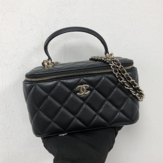 CHANEL BAG LAMBSKIN VANITY CHAIN SHOULDER BLACK GHW RFID MICROCHIPPED XGA767AG