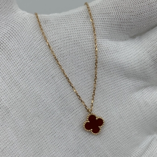 VAN CLEEF & ARPELS FINE JEWELRY NECKLACE SWEET ALHAMBRA CARNELLIAN RG750 2.74G YEAR 2022 FULLSET JD455566