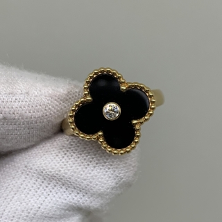 VAN CLEEF & ARPELS FINE JEWELRY RING VINTAGE ALHAMBRA #50 YG750 ONYX DIAMOND 1PD 6.9G W/CERTIFICATE (YEAR 2015) ARA41050 JE263281
