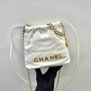 CHANEL BAG AS3980 CHANEL22 MINI WHITE GHW MICROCHIPPED KH2JJ4E0