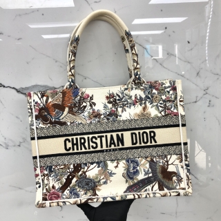 DIOR BAG BOOK TOTE MEDIUM JARDIN D'HIVER EMBROIDERY 50-MA-0273