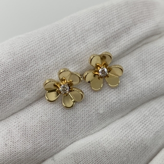 VAN CLEEF & ARPELS FINE JEWELRY EARRINGS VCARPJMN00 FRIVOLE MINI DIAMOND AU750 FULLSET 2026 3.3G JP640346