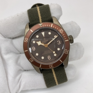TUDOR WATCH BLACK BAY 79250BM BRONZE (YEAR 2018) BOX & GUARANTEE