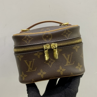 LOUIS VUITTON SLG MONOGRAM M44936 NICE NANO VANITY RFID