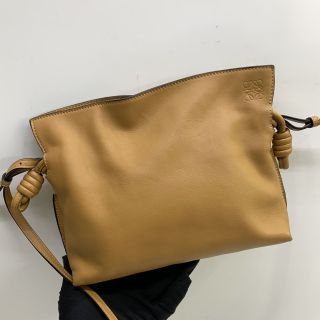 LOEWE SLG FLAMENCO BROWN CLUTCH SHOULDER
