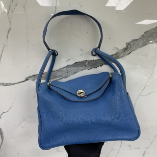 HERMES BAG LINDY 30 PHW □O STAMP BLUE