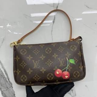 LOUIS VUITTON SLG MONOGRAM M95008  CHERRY POCHETTE ACCESSOIRES