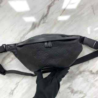 LOUIS VUITTON BAG EMPREINTE M46036 DISCOVERY BUMBAG PM RFID