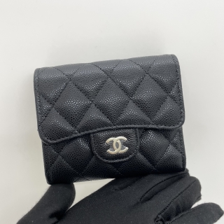 CHANEL SLG CAVIAR SKIN AP0229 TRIFOLD COMPACT WALLET MICROCHIP TPP7P8PH