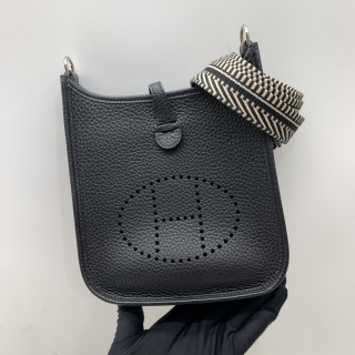 HERMES BAG EVELYN AMAZONE TAURILLON CLEMENCE 16 TPM MINI SHW BLACK W STAMP