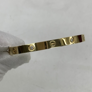 CARTIER FINE JEWELRY BRACELET LOVE BANGLE HALF DIAMOND 19# GHW 2025 YEARS 35G YTH224