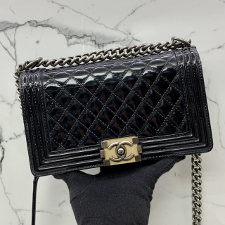 CHANEL BAG BOY PATENT MEDIUM 25CM WITH CARD, NO.17 RECOLOURED 17957852