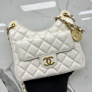 CHANEL BAG MATELASSE AS3710 SMALL HOBO BAG GLAZED CALFSKIN MICROCHIP RFID WHITE KJ3XH6U1