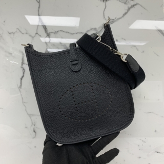HERMES BAG EVELYN MINI 16 PHW AMAZONE W STAMP CLEMENCE NOIR W CH 009 BP