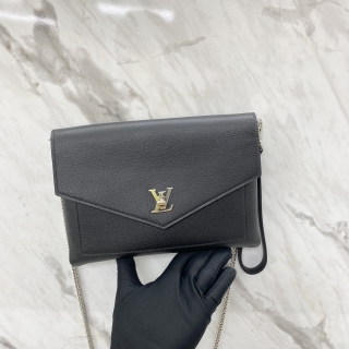 LOUIS VUITTON BAG LOCKME M63926 MYLOCKME CHAIN POCHETTE  W/WRISTLET TA2129