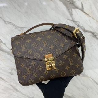 LOUIS VUITTON BAG MONOGRAM METIS DR0124