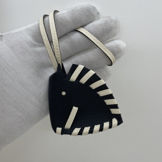 HERMES CHARM CHEVAL TRESSE CHARM BLACK AND WHITE K STAMP K FS