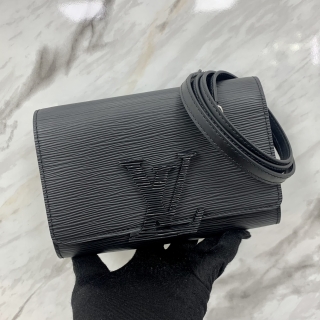 LOUIS VUITTON BAG EPI POCHETTE LOUISE PM BLACK TR3106