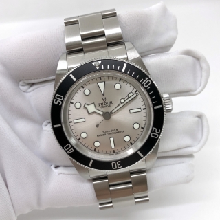 TUDOR WATCH BLACK BAY 7943A01A0NU 68 43MM AUTOMATIC FULL SET 2025 95ET347