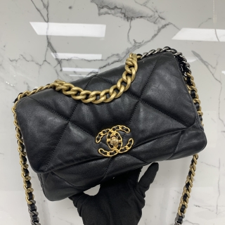 CHANEL BAG CHANEL19 AS1160 SMALL BLACK GHW NO. 28 28777597