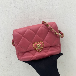 CHANEL BAG LAMBSKIN 23SS PLEXIGLASS HEART MINI SQUARE FLAP CHAIN SHOULDER PINK RFID C8U916A8