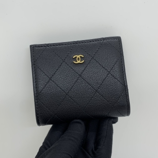 CHANEL SLG MATELASSE AP5125 BIFOLD COMPACT BLACK GHW MICROCHIPPED