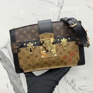 LOUIS VUITTON BAG MONOGRAM M43596 REVERSE TRUNK CLUTCH RFID