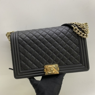 CHANEL BAG BOY LAMBSKIN 28CM NEW MEDIUM GHW NO 23 W/CARD 23641262