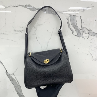 HERMES BAG LINDY 26 TOGO CLEMENCE NOIR BLACK GHW B STAMP