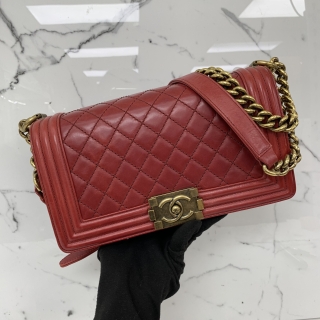 CHANEL BAG BOY CALF SKIN MEDIUM 25CM RED GHW NO.17 W/O CARD 17630255