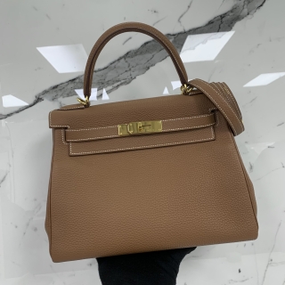 HERMES BAG KELLY H027630CC37 28 VEAU TOGO GOLD GHW Z STAMP ZMU654SH