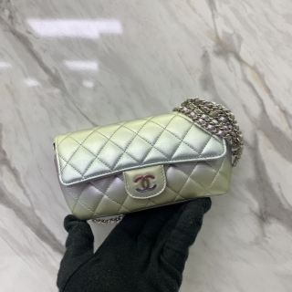 CHANEL SLG LAMBSKIN SUNGLASSES CASE ON CHAIN METALLIC GRADIENT NO.31 31639247