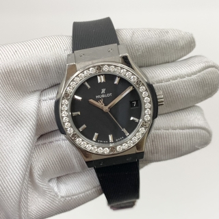 HUBLOT WATCH CLASSIC FUSION 581.NX.1171.RX.1104 TITANIUM DIAMONDS QZ FULLSET GREY 1540458
