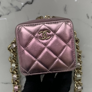 CHANEL BAG MATELASSE MINI CHAIN SHOULDER NO.31 IRIDESCENT 31808011