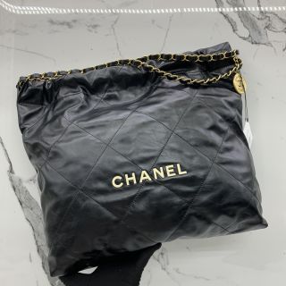 CHANEL22 MEDIUM W/POUCH BLACK GHW RFID