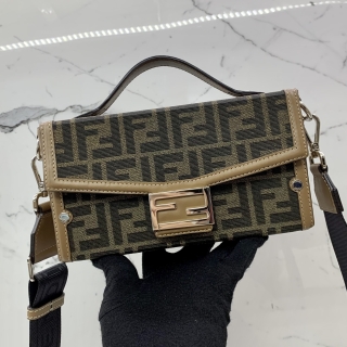 FENDI BAG BAGUETTE 7VA565 SOFT TRUNK 2WAY